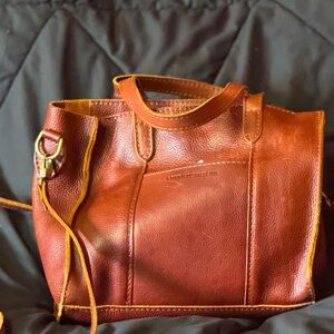 Nutmeg Regular Lola with zipper